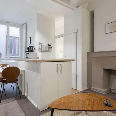 Jusqua 6 Personnes Au Coeur Du Vieux Apartmán